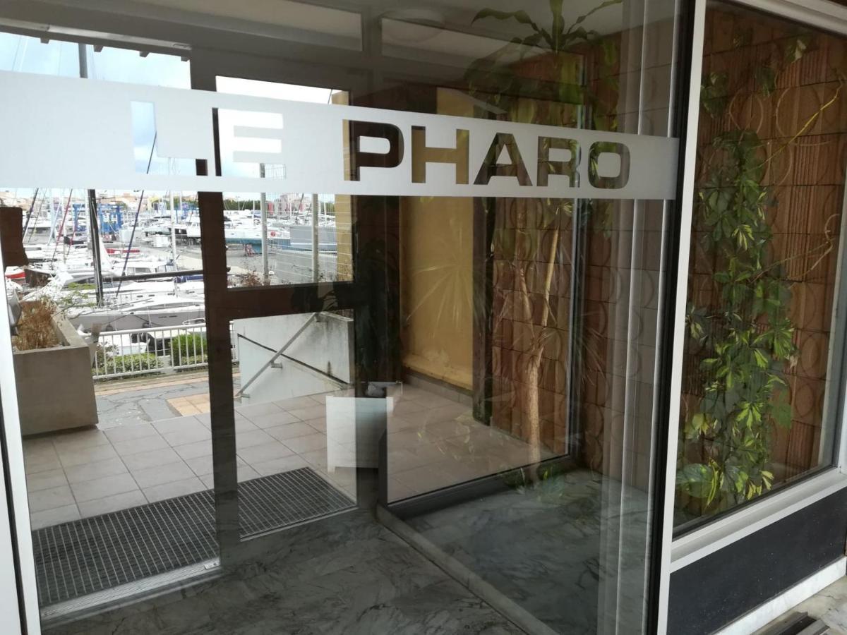 Studio Cabine Vue Port Avec Parking Prive, Piscine, Parc, Boulodrome 阿格德 外观 照片