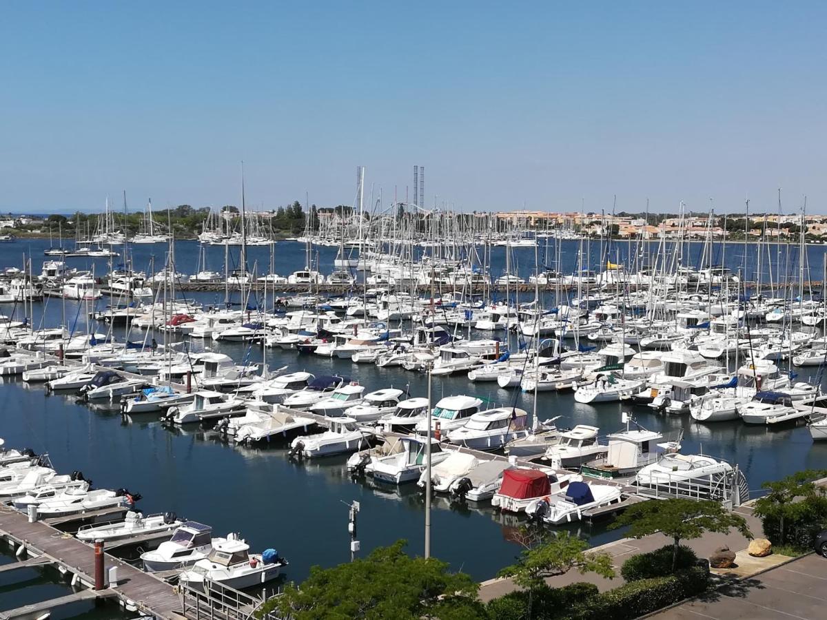 Studio Cabine Vue Port Avec Parking Prive, Piscine, Parc, Boulodrome 阿格德 外观 照片
